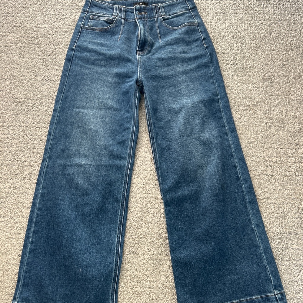 Jeans - Picture 3 of 3